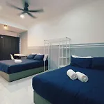 Hm Dream Ktv Pool Double Storey Up To 16Pax Rumbia