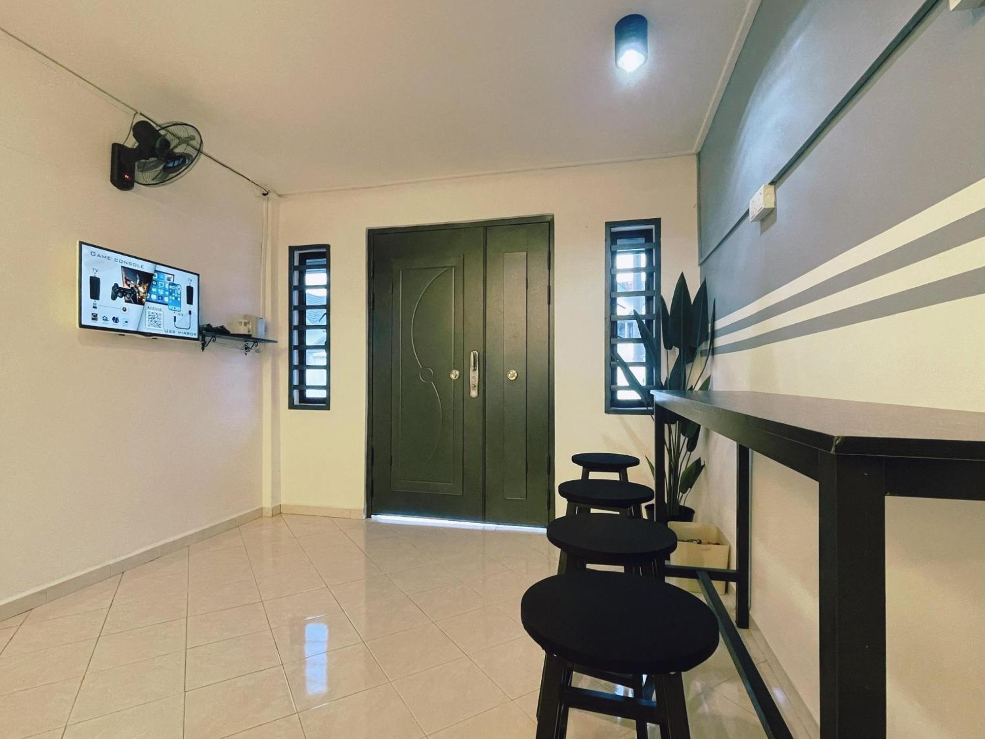 Rumah percutian Hm Dream Ktv Pool Double Storey Up To 16Pax Rumbia